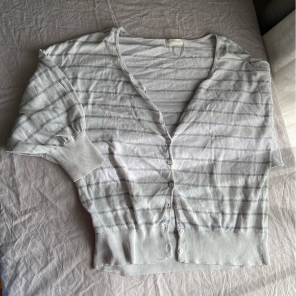 Free W/ purchase Nevada white with grey horizontal pin stripe - Picture 5 of 9